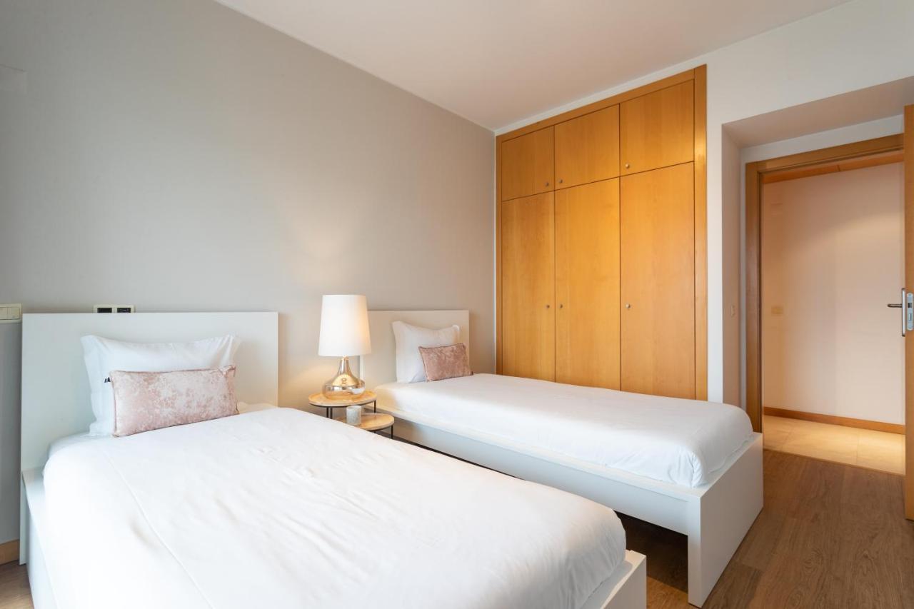 Penthouses By Your Lisbon Home Exterior photo